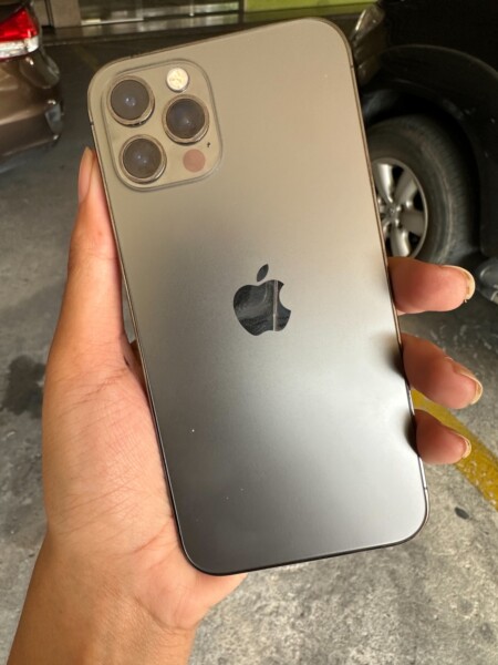 รับ iphone 12 Pro 81 line oa chat 230410 144854