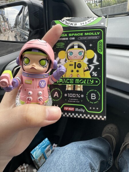 รับตุ๊กตา MOLLY 38 1000054179
