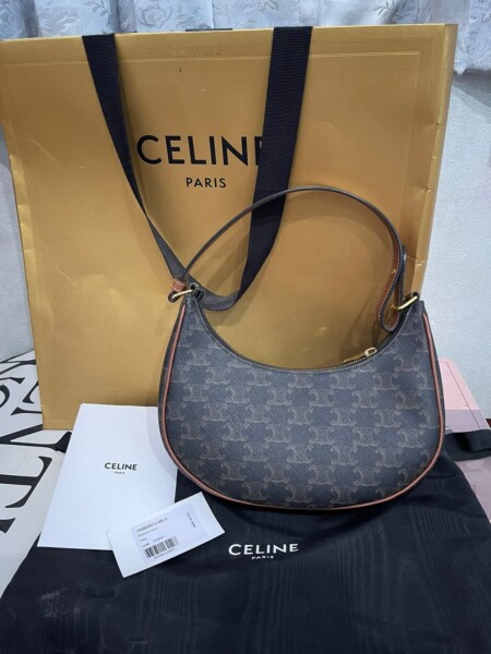 รับจำนำ กระเป๋า Celine Ava 25 1000078633
